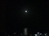 Polna luna nad morjem
